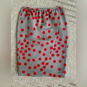 NWT Moschino Polka Dot Print snap closure Skirt in size 4 made in Italy